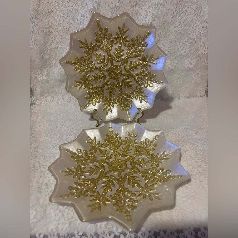 Arda Cam Gold Snowflake Decorative Plates